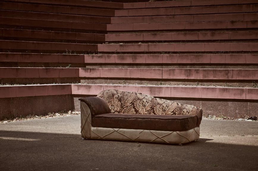 outdoor couch construction in five steps